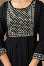 Load image into Gallery viewer, ASHA [S / 36] - Naira cut kurti set
