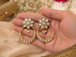 Load image into Gallery viewer, OMISHA Earrings
