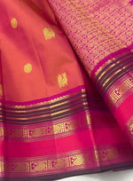 Load image into Gallery viewer, RANGDHARA - Pure Kanjivaram Silk Saree with Gold Zari
