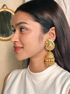 MADHAVI jimikkis (gold)