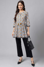 Load image into Gallery viewer, AAHANA [M / 38] - Peplum Top
