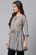Load image into Gallery viewer, AAHANA [M / 38] - Peplum Top
