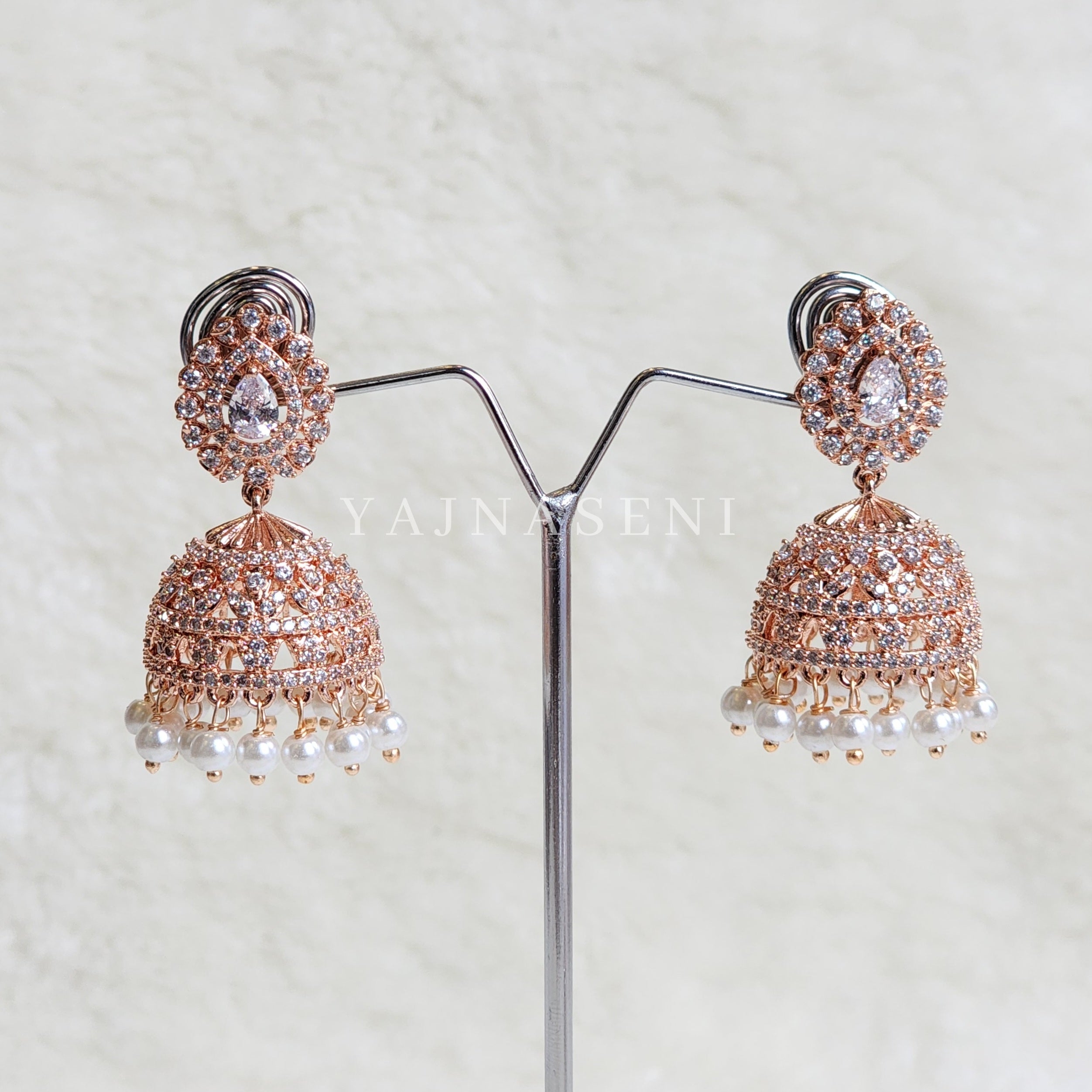 SHAMITA earrings (White)