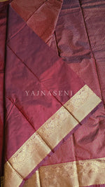 Load image into Gallery viewer, Vaira oosi x Checkered Saree - Wine
