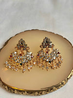 Load image into Gallery viewer, SAESHA earrings
