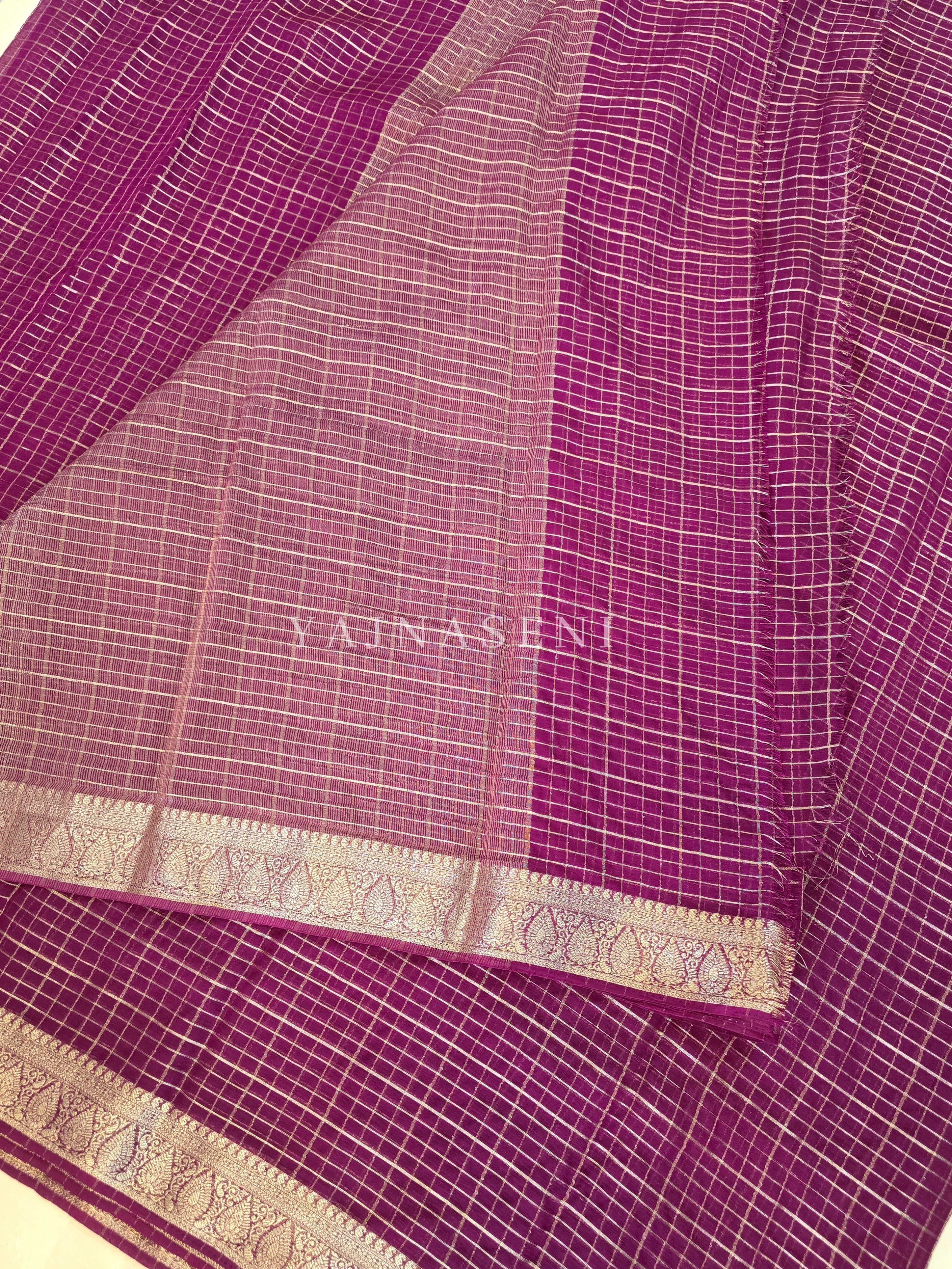 Georgette Saree x Checkered Zari : Burgundy
