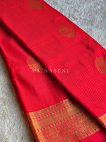 Load image into Gallery viewer, Vaira oosi x Motifs Saree - Red
