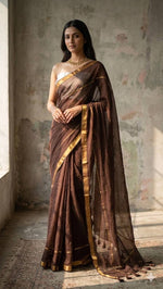 Load image into Gallery viewer, Mul Cotton Tassel Saree x Elephant Blouse : Brown
