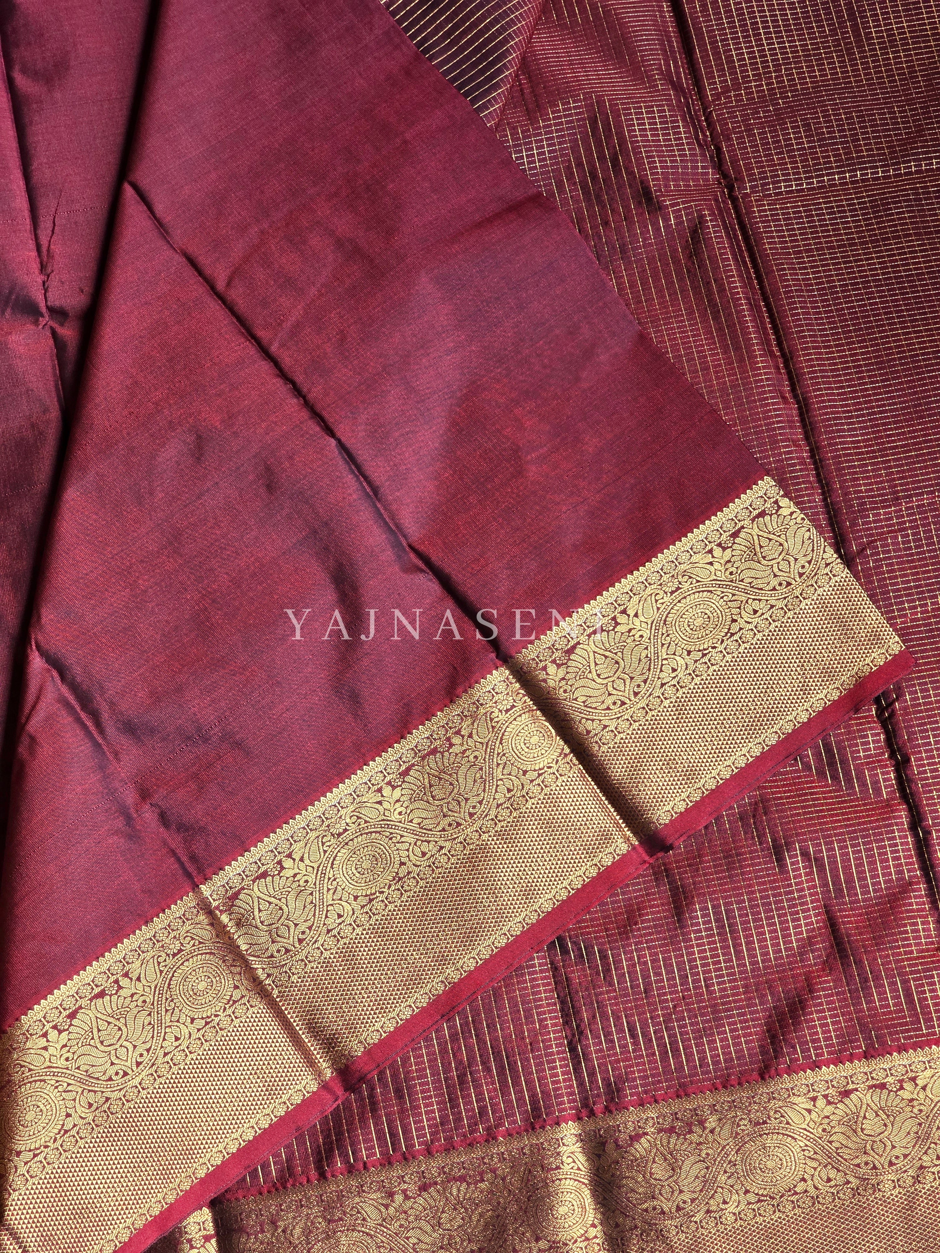 Vaira oosi x Checkered Saree - Deep Maroon