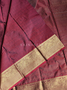 Vaira oosi x Checkered Saree - Deep Maroon