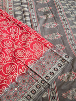 Load image into Gallery viewer, Cotton Saree x Printed Design : Red x Grey
