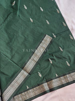 Load image into Gallery viewer, Kalyani Cotton Saree - Silver Zari : Deep Green (Peacock Motif)
