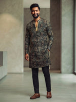 Load image into Gallery viewer, VICKY [2XL/44] - Men Mid Length Kurta Top

