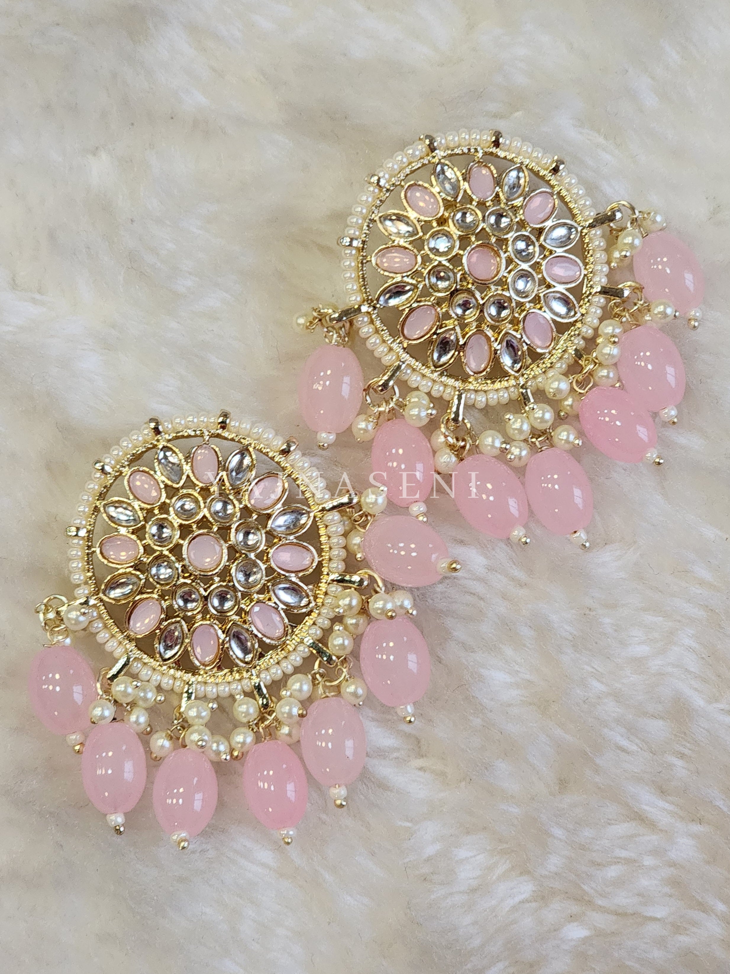 MADONNA studs (pastel pink)