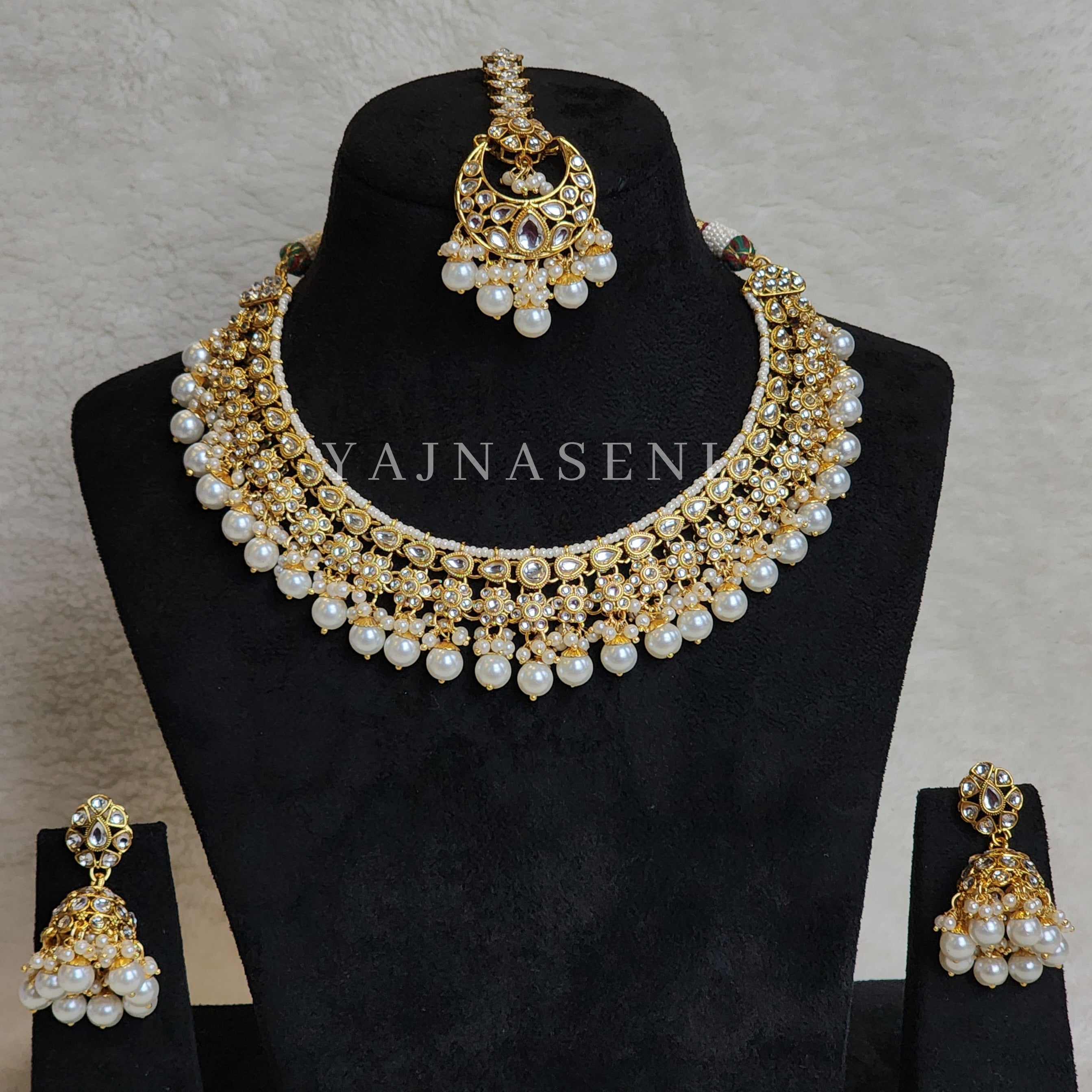 SARVINI (White)
