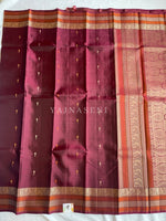 Load image into Gallery viewer, MANIKYRA - Pure Kanjivaram Silk Saree with Gold Zari
