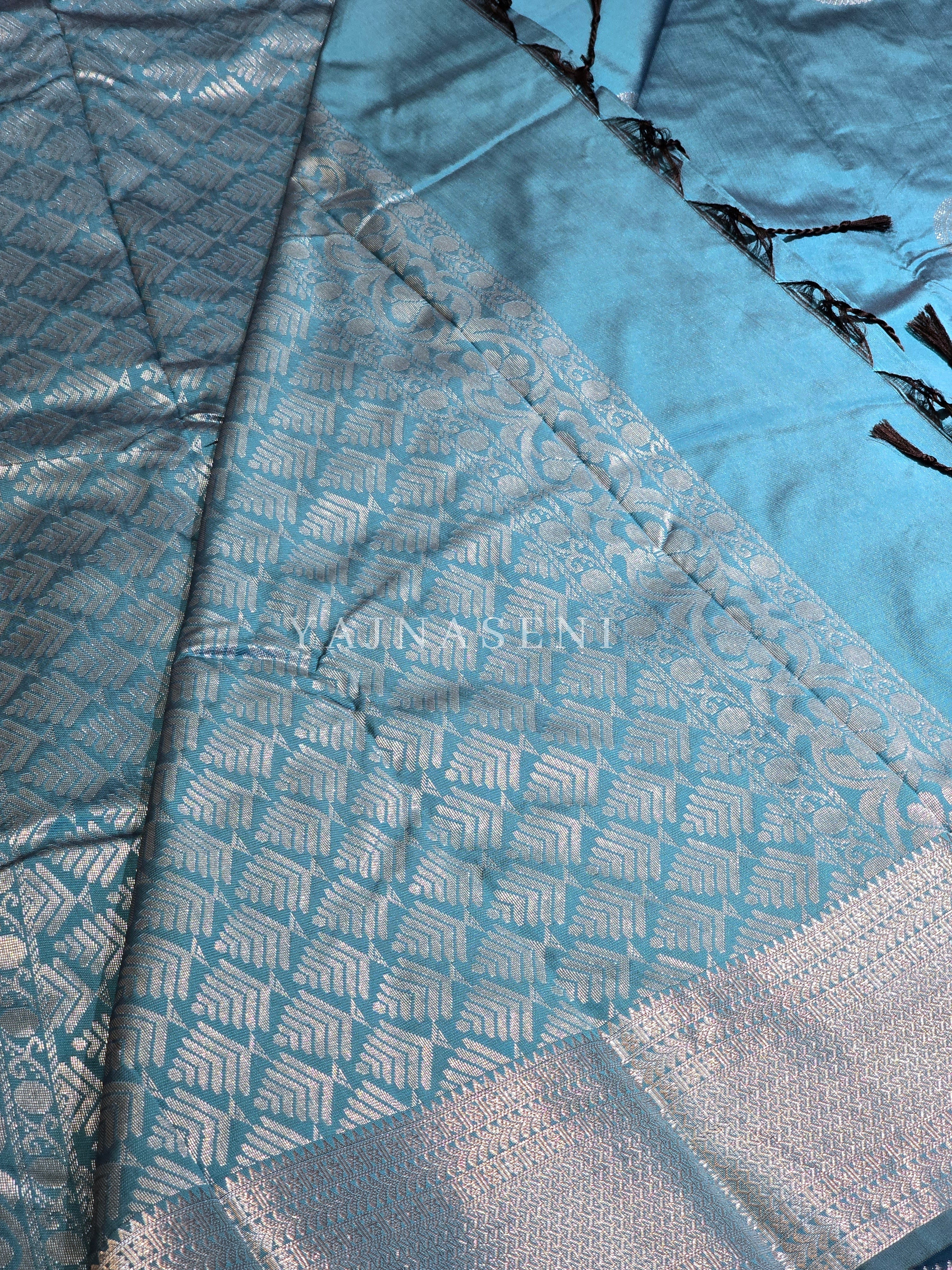 Semi Soft Silk Silver Zari Saree - Teal Blue
