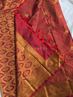Load image into Gallery viewer, Vaira Oosi Checkered x Peacock Semi Silk Saree - Maroon
