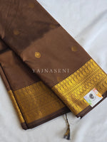 Load image into Gallery viewer, Dainty Motifs x Semi Soft Silk Saree - Chocolate Brown
