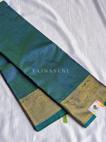 Load image into Gallery viewer, Vaira oosi x Checkered Saree - Peacock
