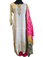 Load image into Gallery viewer, DAWNIA [XL/42] - Straight Cut Kurti Set
