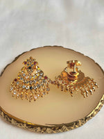 Load image into Gallery viewer, SAESHA earrings
