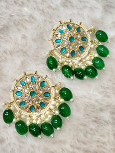 MADONNA studs (green)