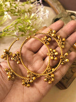 Load image into Gallery viewer, SHIKA - pair of kada
