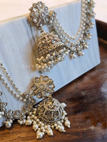 Load image into Gallery viewer, MIHIRA Jhumkas w Maatal set
