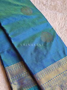 Vaira oosi x Motifs Saree - Peacock