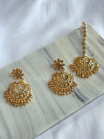 Load image into Gallery viewer, BANDHAVI Earrings + Tikka (White)
