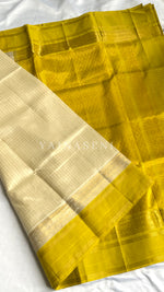 Load image into Gallery viewer, Checkered x Handloom Kanchipuram Silk Cotton Saree : Cream x Chartreuse Green
