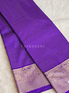 Vaira oosi x Checkered Saree - Violet