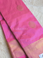 Load image into Gallery viewer, Vaira oosi x Motifs Saree - Pink
