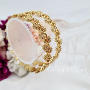 ADHIRA - pair of kada