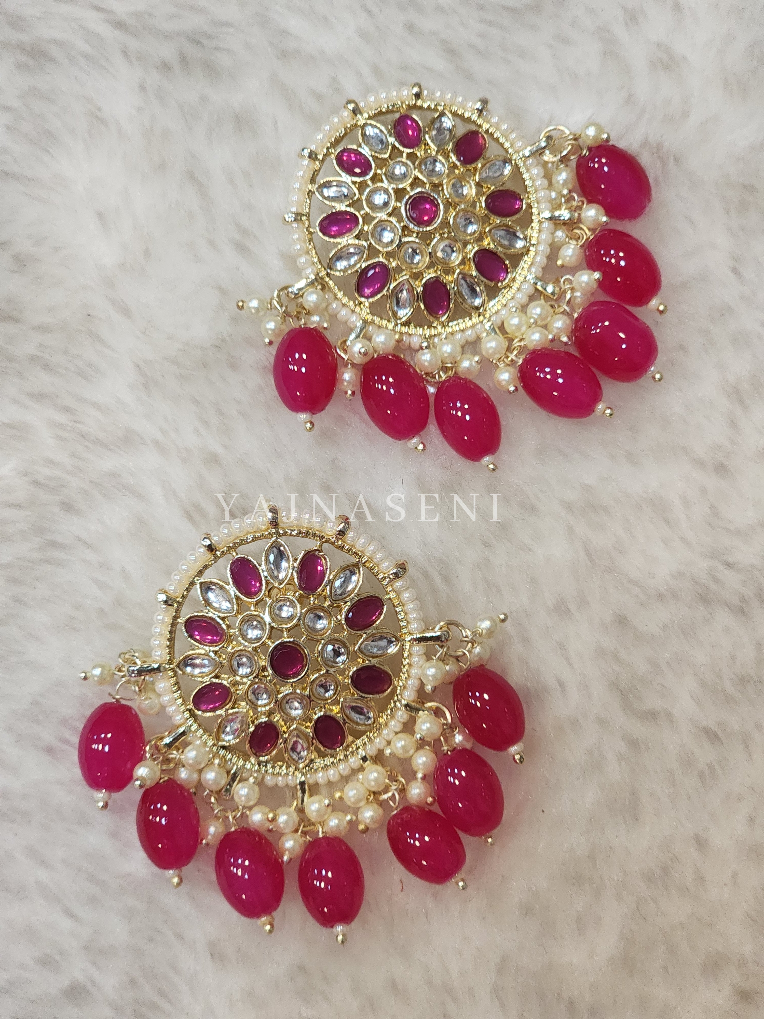 MADONNA studs (hot pink)
