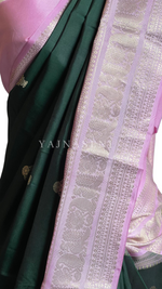 Load image into Gallery viewer, FOREST MELODY - Pure Kanjivaram Silk Saree with Light Gold Zari
