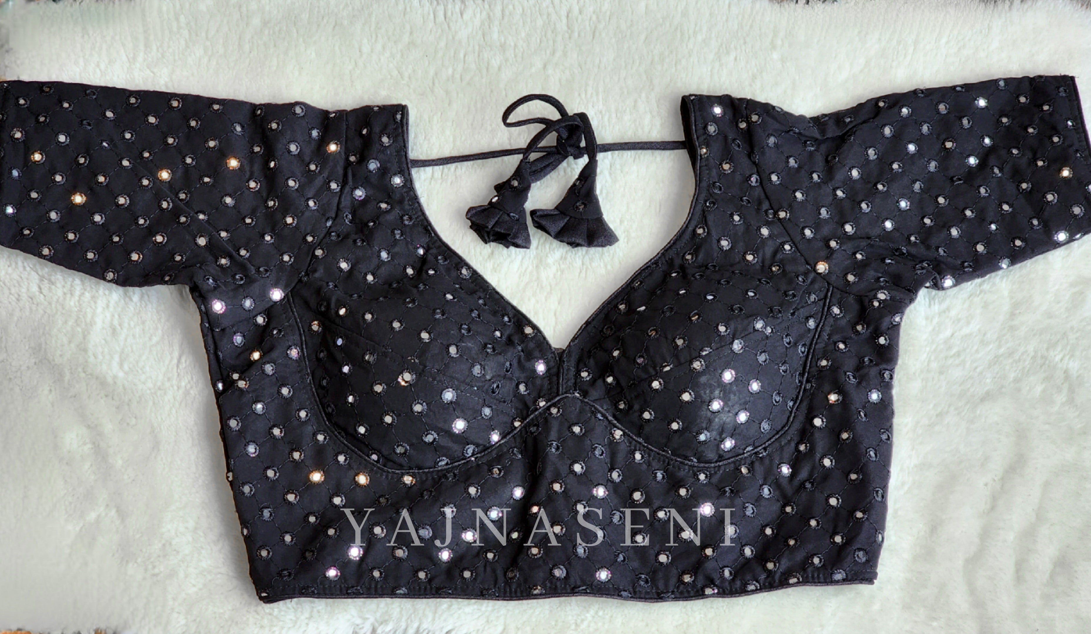 Black : Readymade blouse [VARSHA]