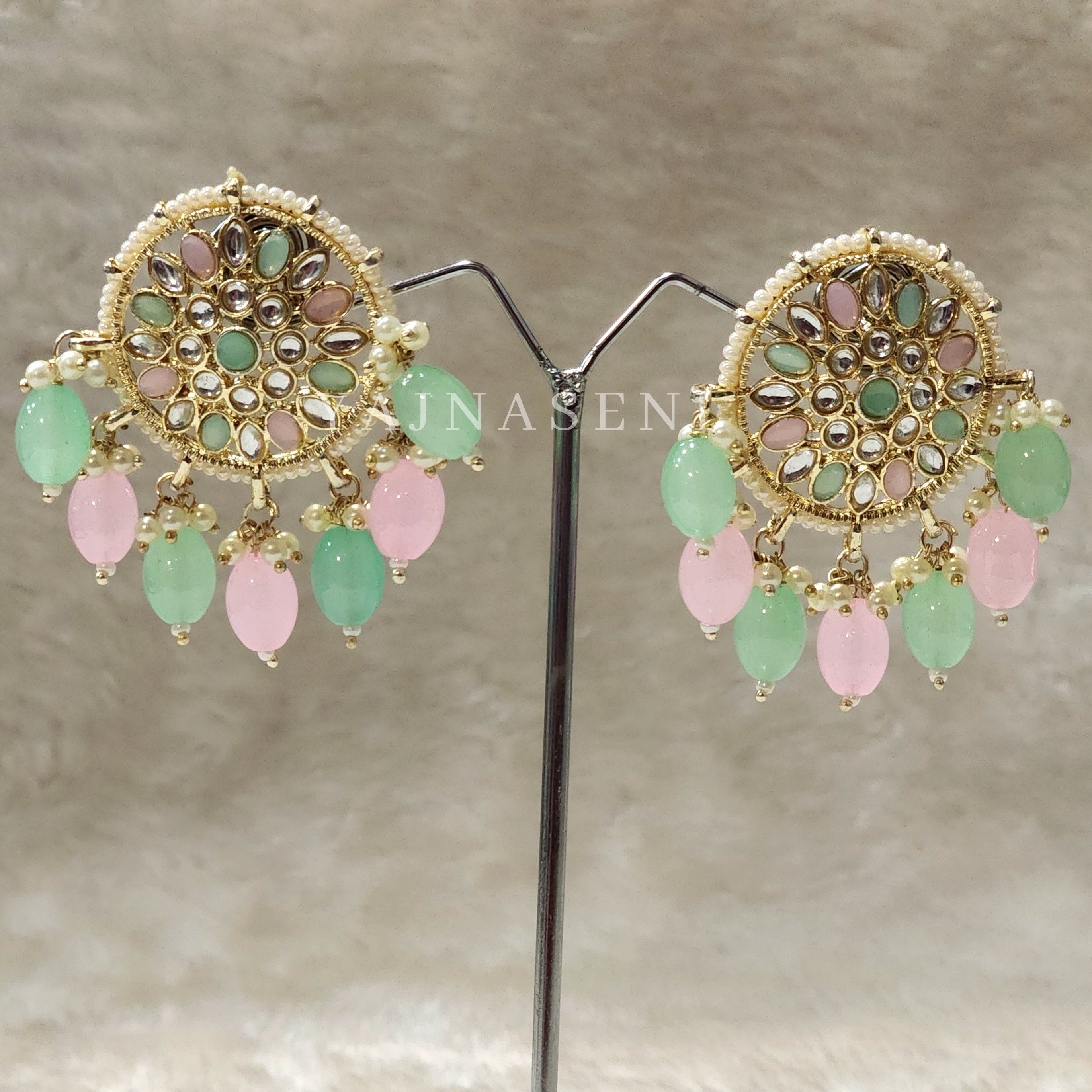 MADONNA studs (mint x pink)