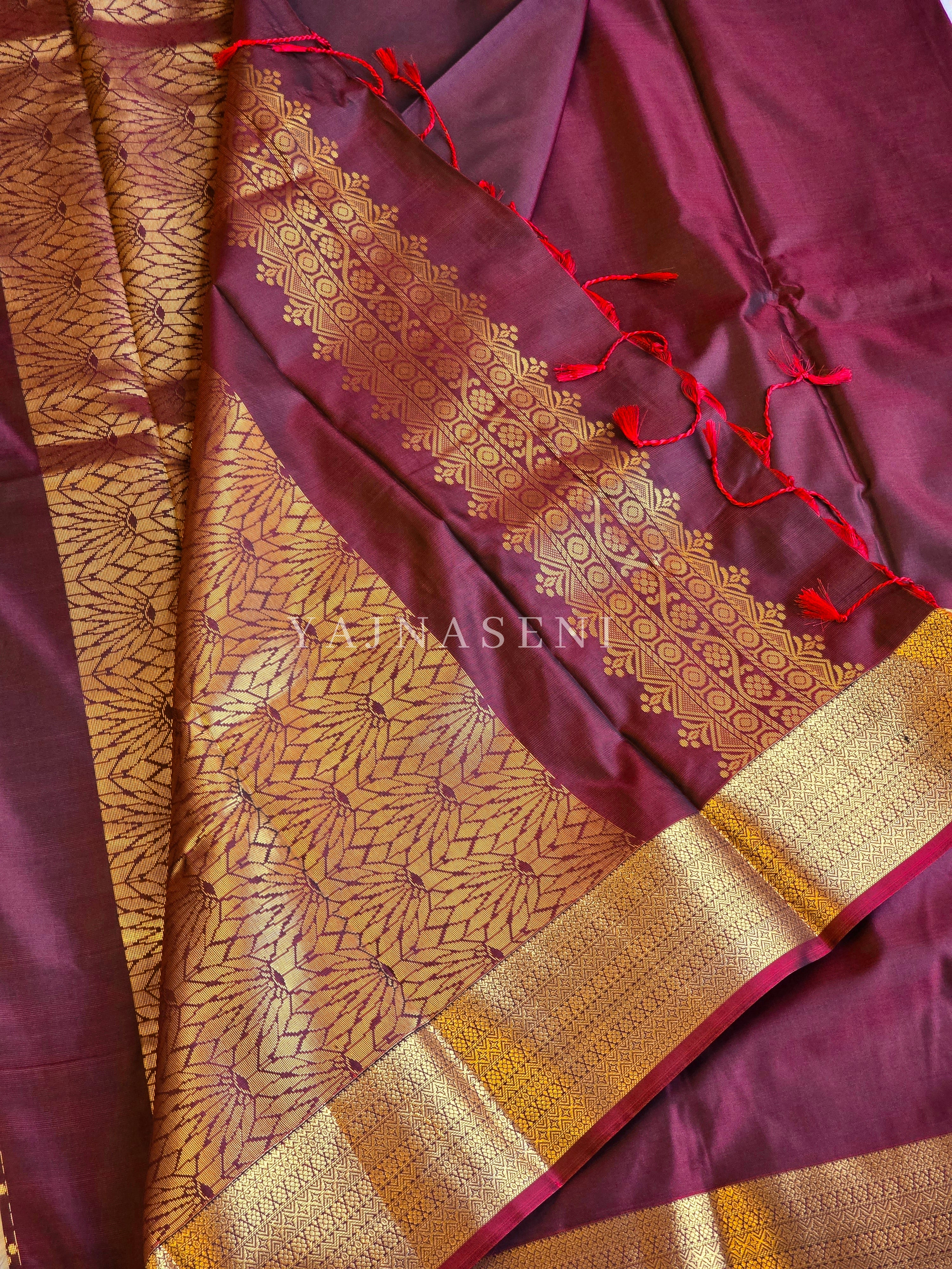 Minimalist Semi Silk Saree x Gold Zari - Maroon