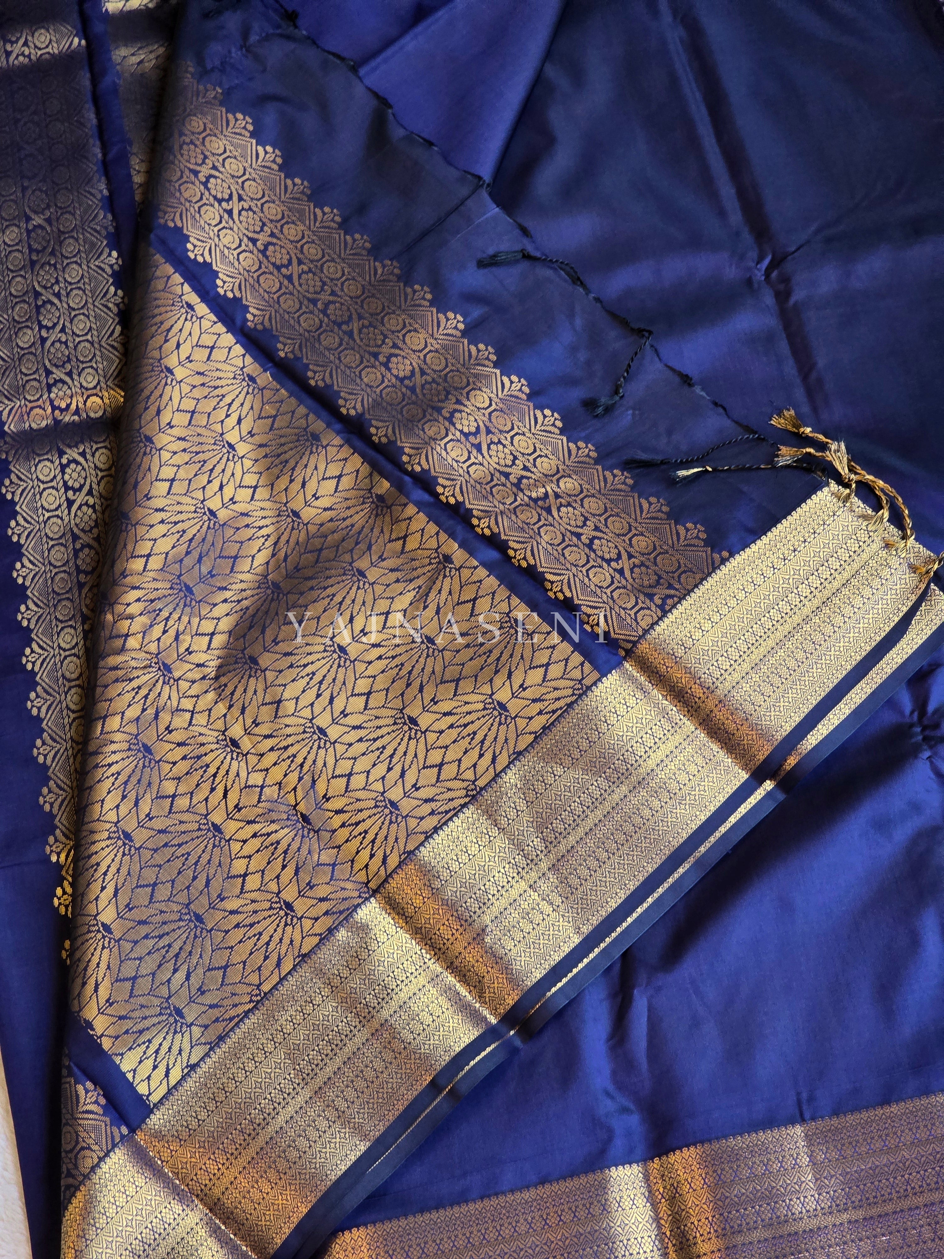 Minimalist Semi Silk Saree x Gold Zari - Dark Blue
