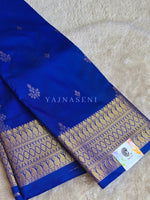 Load image into Gallery viewer, Dainty Motifs x Semi Soft Silk Saree - Royal Blue
