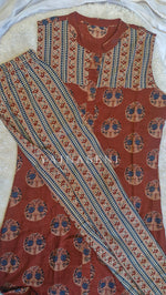 Load image into Gallery viewer, JAYA [M/38] - Straight Cut Kurti Set
