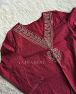 Load image into Gallery viewer, SAHANA [L/40] - Straight Cut Kurti Top
