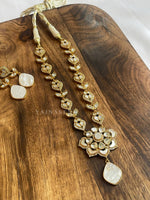 Load image into Gallery viewer, RADHYA (White)

