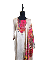 Load image into Gallery viewer, GAYANA [L/40] - Straight Cut Kurti Set

