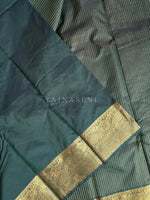 Load image into Gallery viewer, Vaira oosi x Checkered Saree - Timber Green
