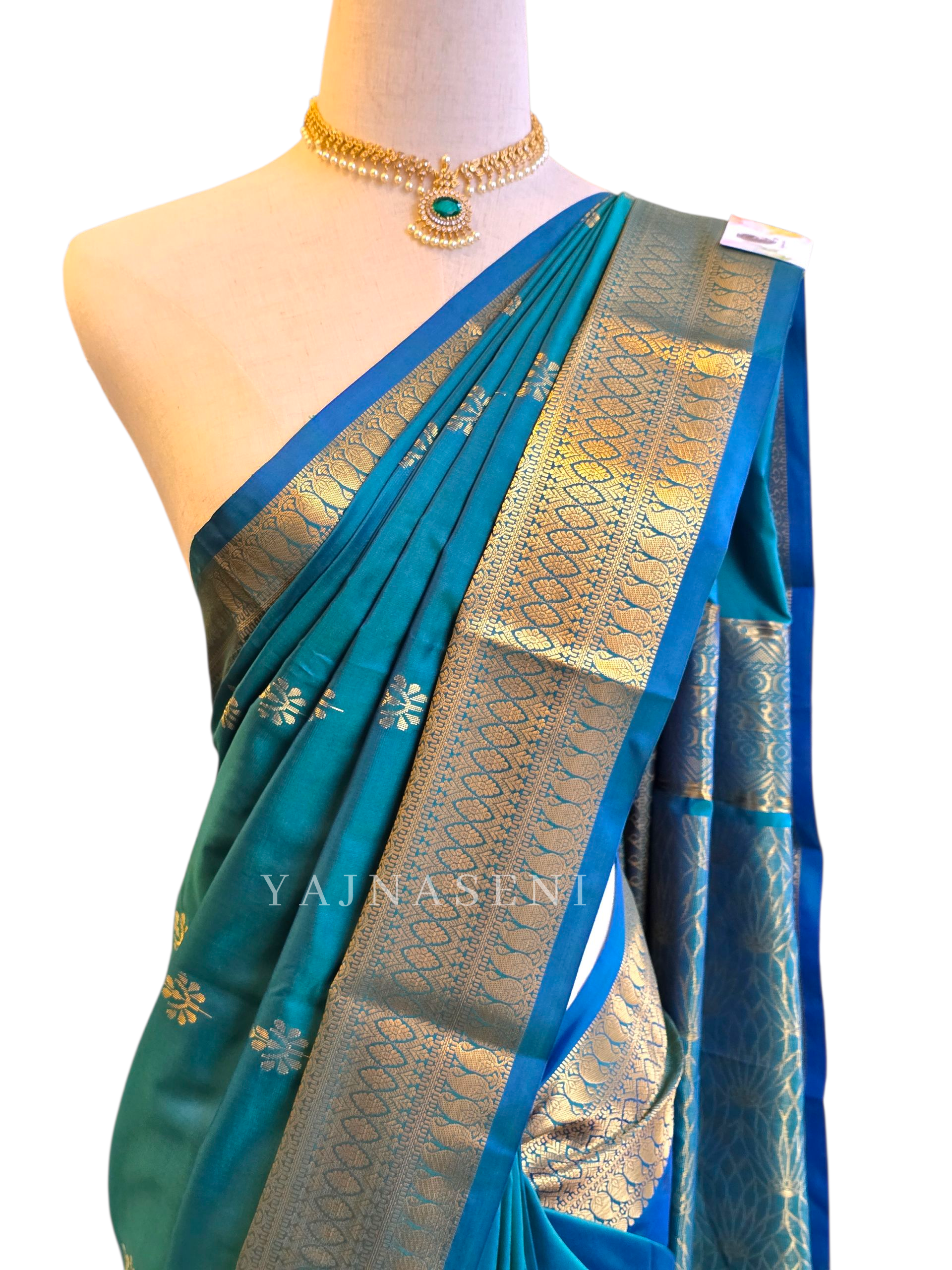 Dainty Motifs x Semi Soft Silk Saree - Peacock