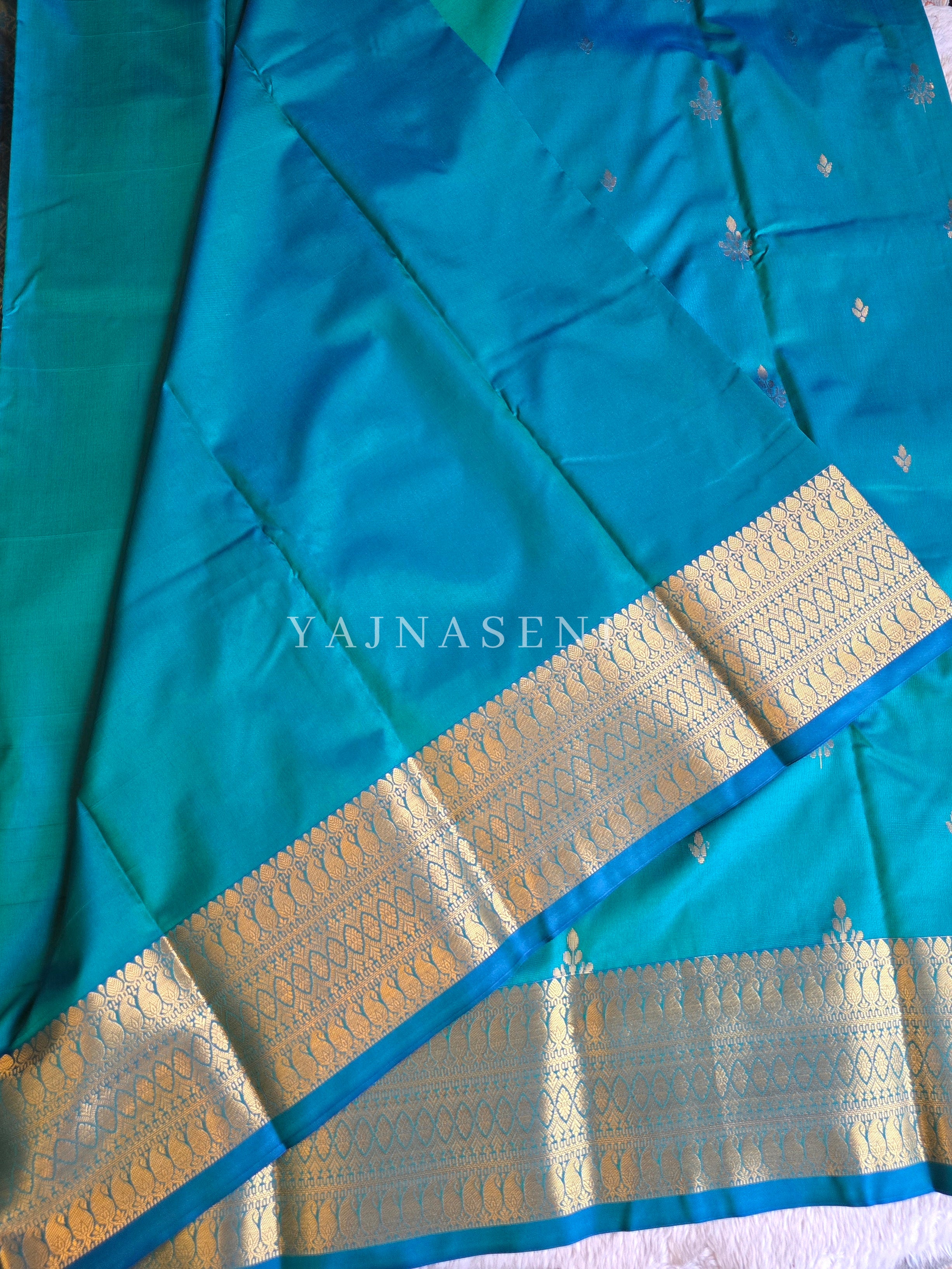 Dainty Motifs x Semi Soft Silk Saree - Peacock