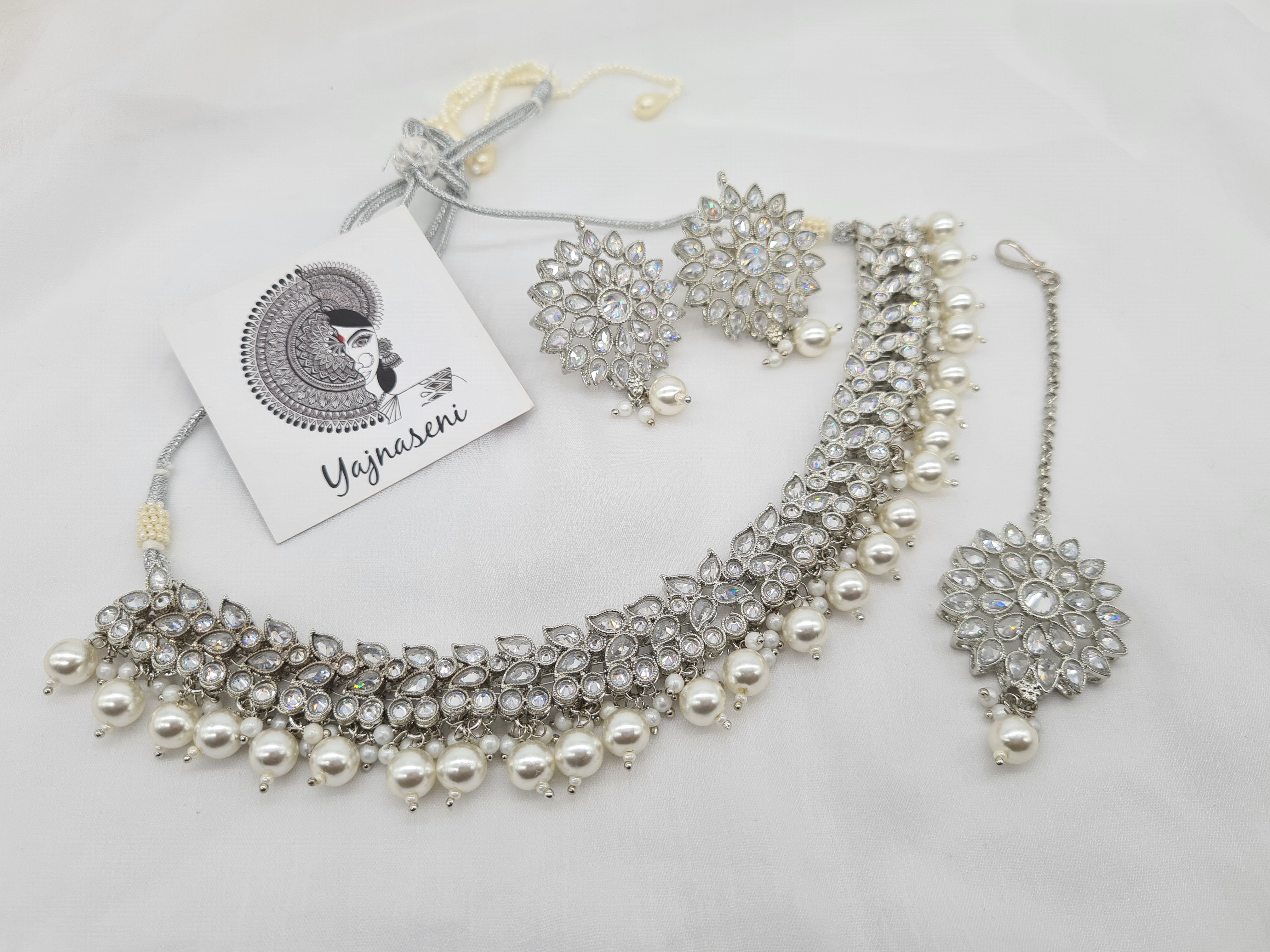 EESHANI (silver)